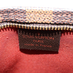 Louis Vuitton Trousse makeup