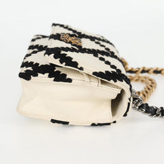 Chanel Chanel 19