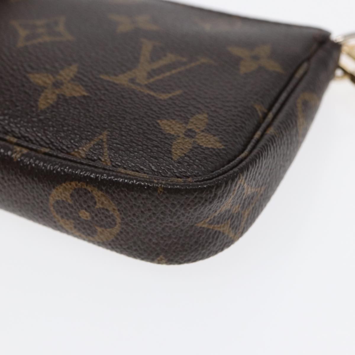 Louis Vuitton Pochette Accessoire