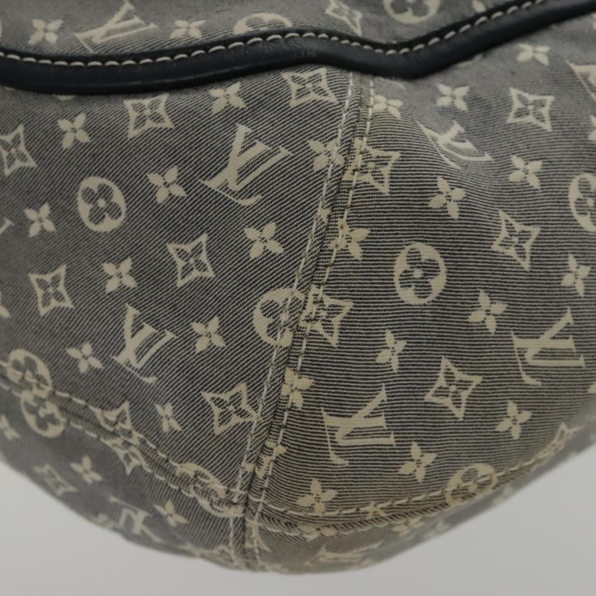 Louis Vuitton Idylle