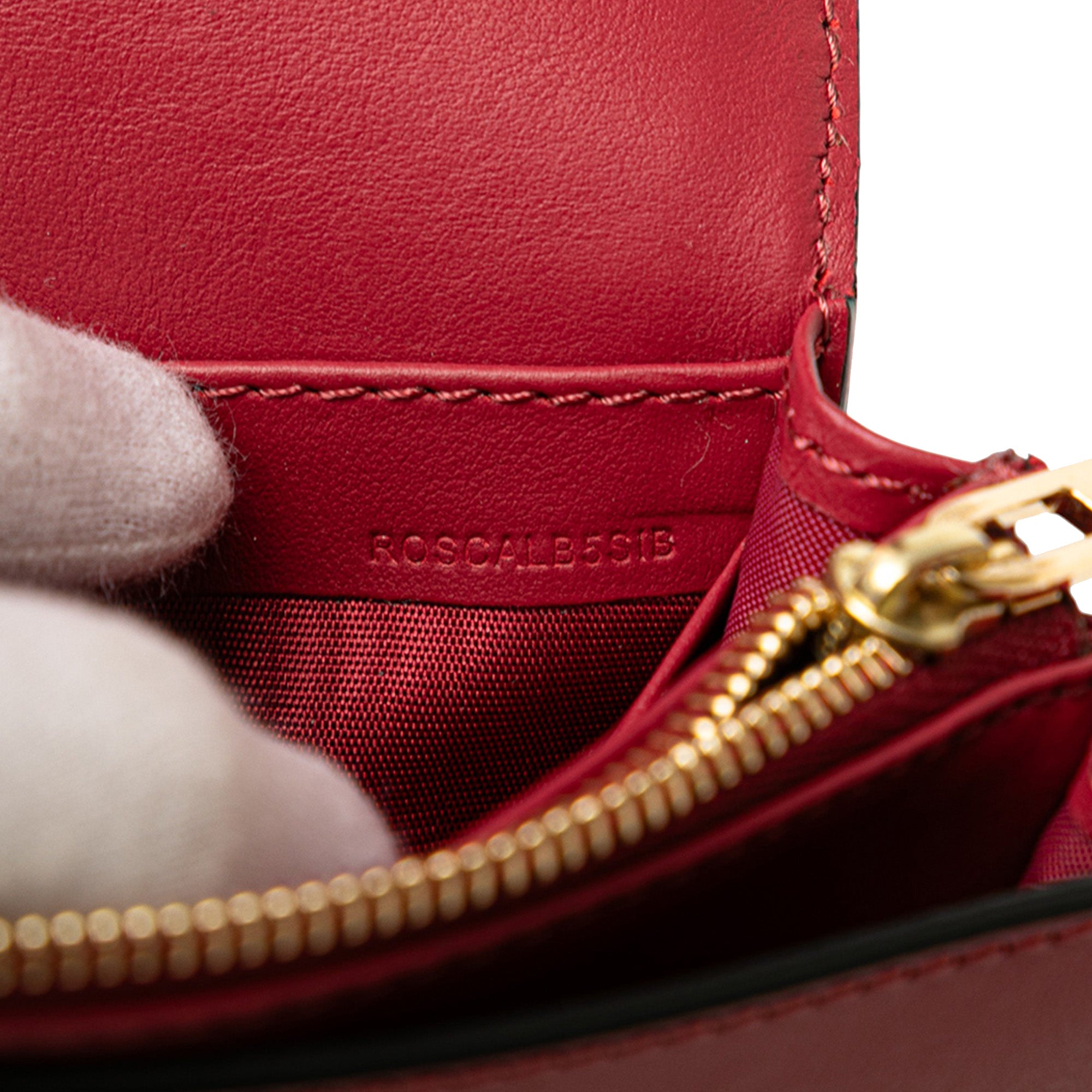 Leather Madison Wallet On Chain