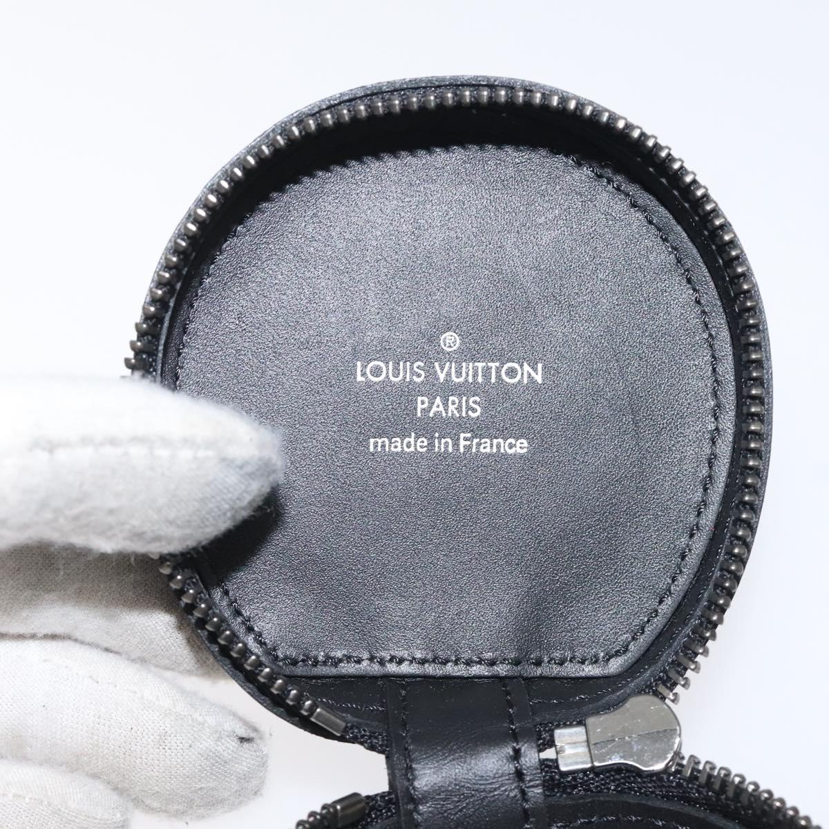 Louis Vuitton Etui à écouteur