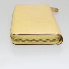 Louis Vuitton Zippy wallet