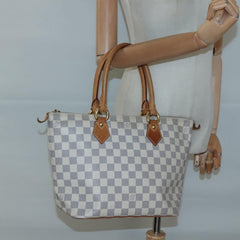 Louis Vuitton Saleya