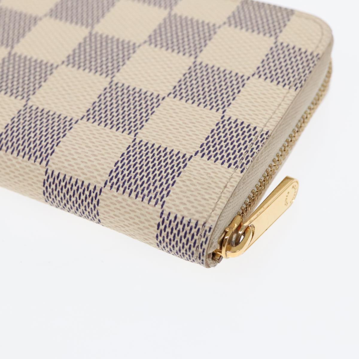 Louis Vuitton Zippy wallet