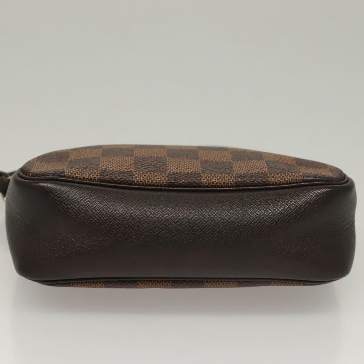 Louis Vuitton Trousse makeup