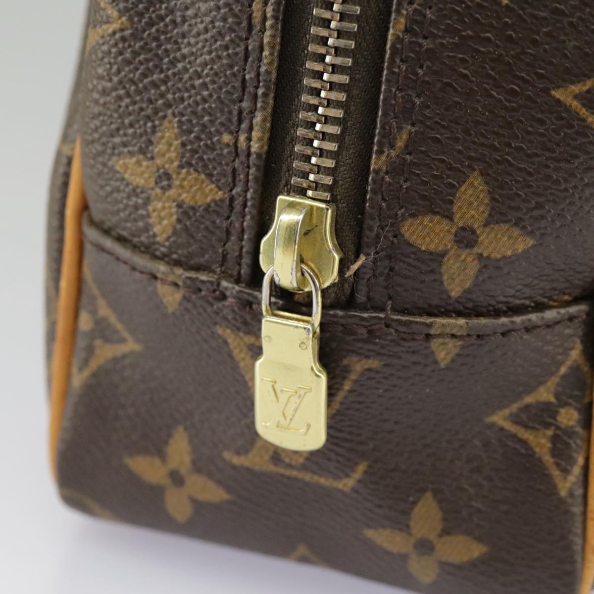 Louis Vuitton Trousse de Toilette