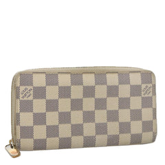 Louis Vuitton Zippy wallet