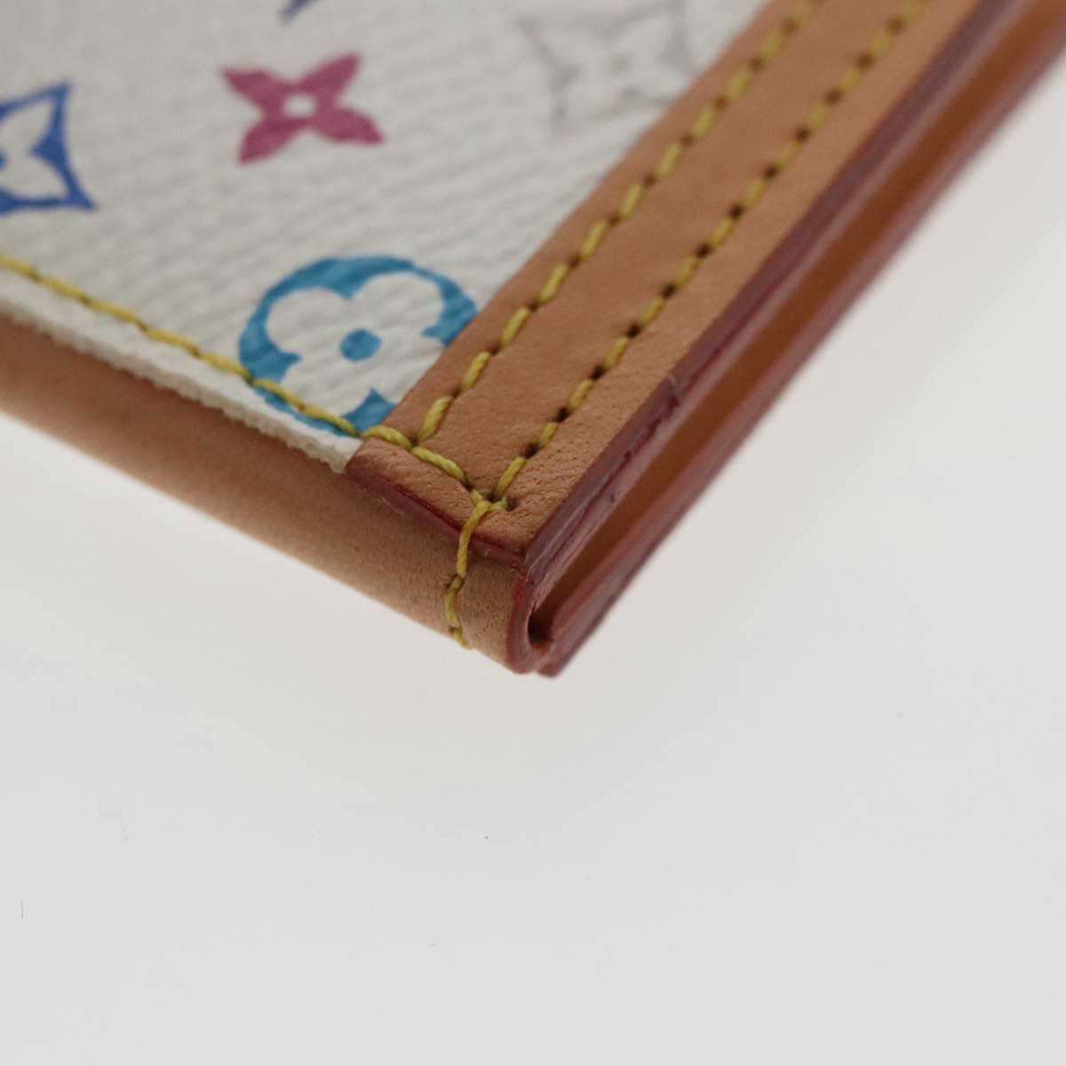 Louis Vuitton Porte photo