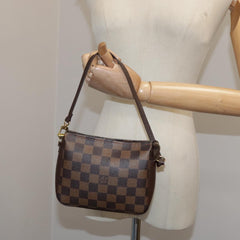 Louis Vuitton Trousse makeup