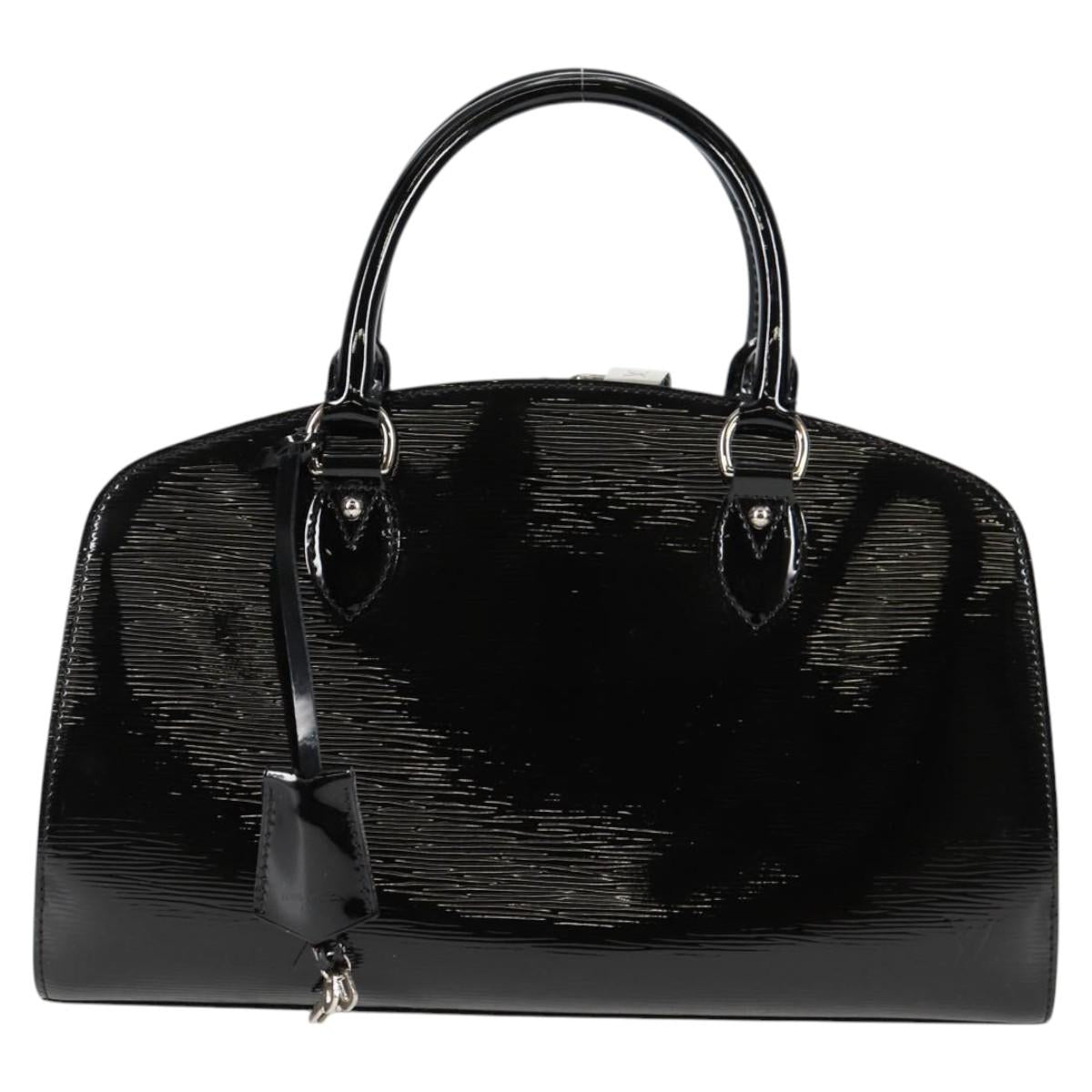 Louis Vuitton Pont Neuf