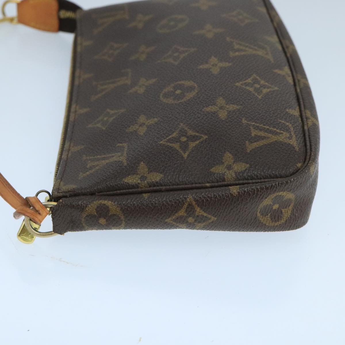 Louis Vuitton Pochette Accessoire