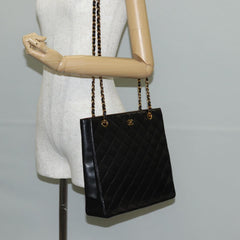 Chanel Shopping