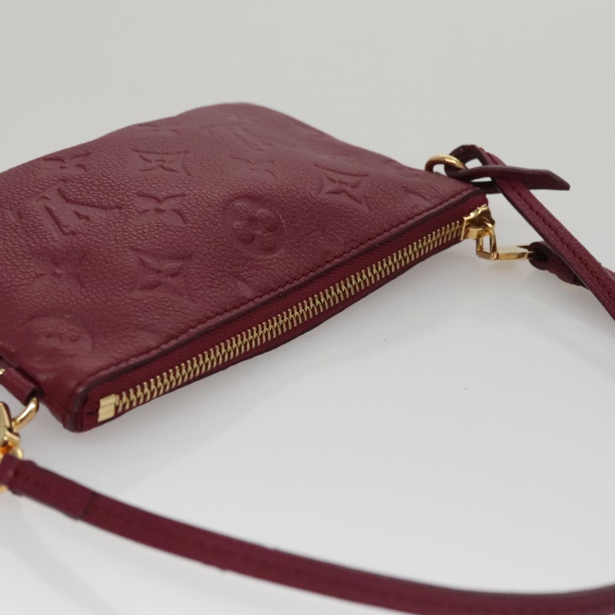 Louis Vuitton Pochette Accessoire