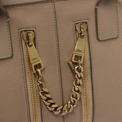 Chloé