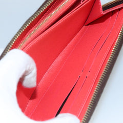 Louis Vuitton Zippy wallet