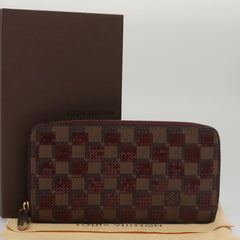 Louis Vuitton Zippy wallet