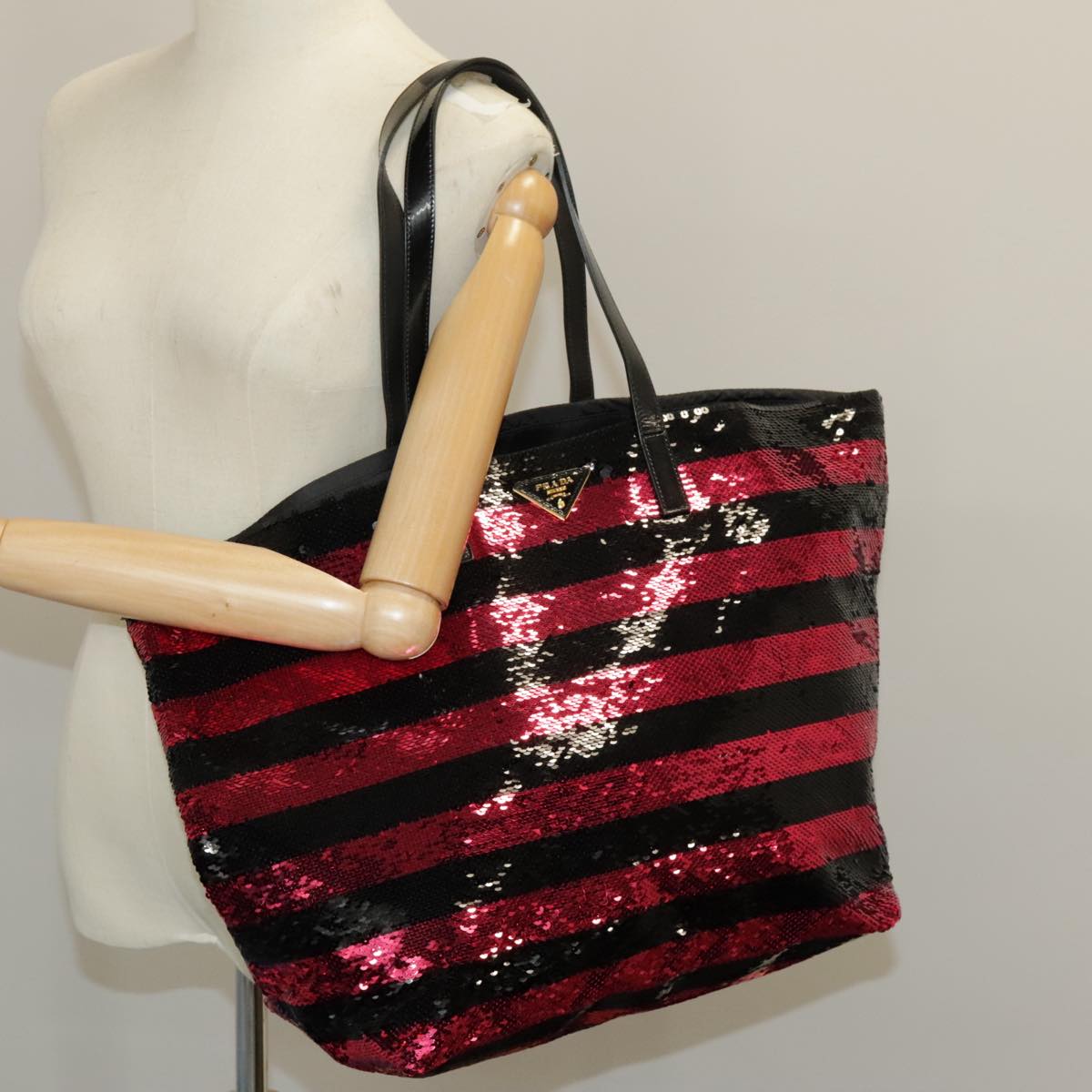 Prada Pionnière