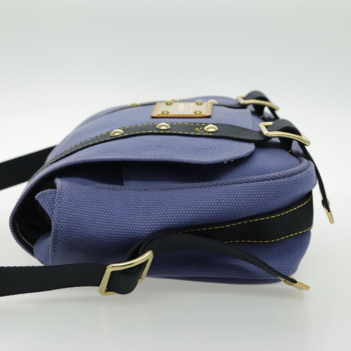 Louis Vuitton Antigua