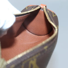 Louis Vuitton Papillon