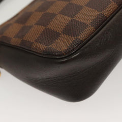 Louis Vuitton Trousse makeup