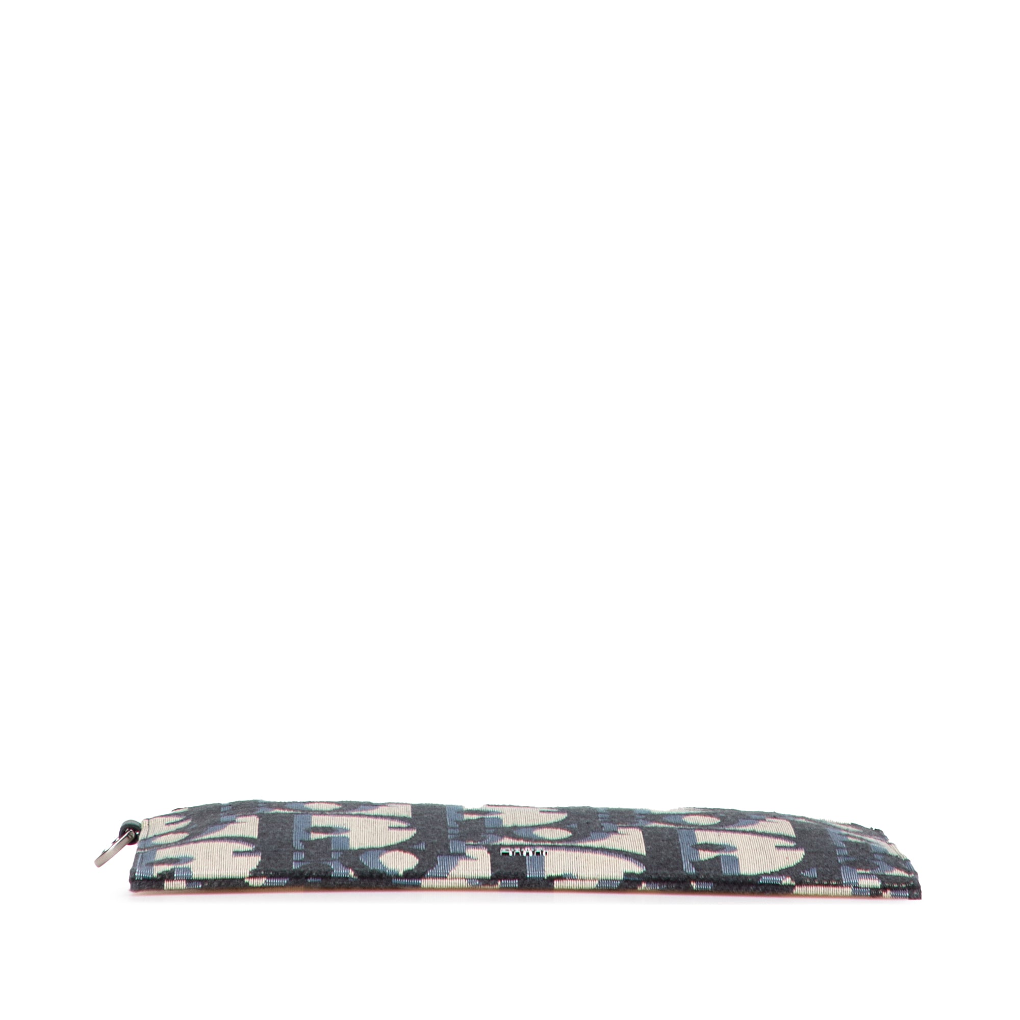 Oblique A5 Clutch