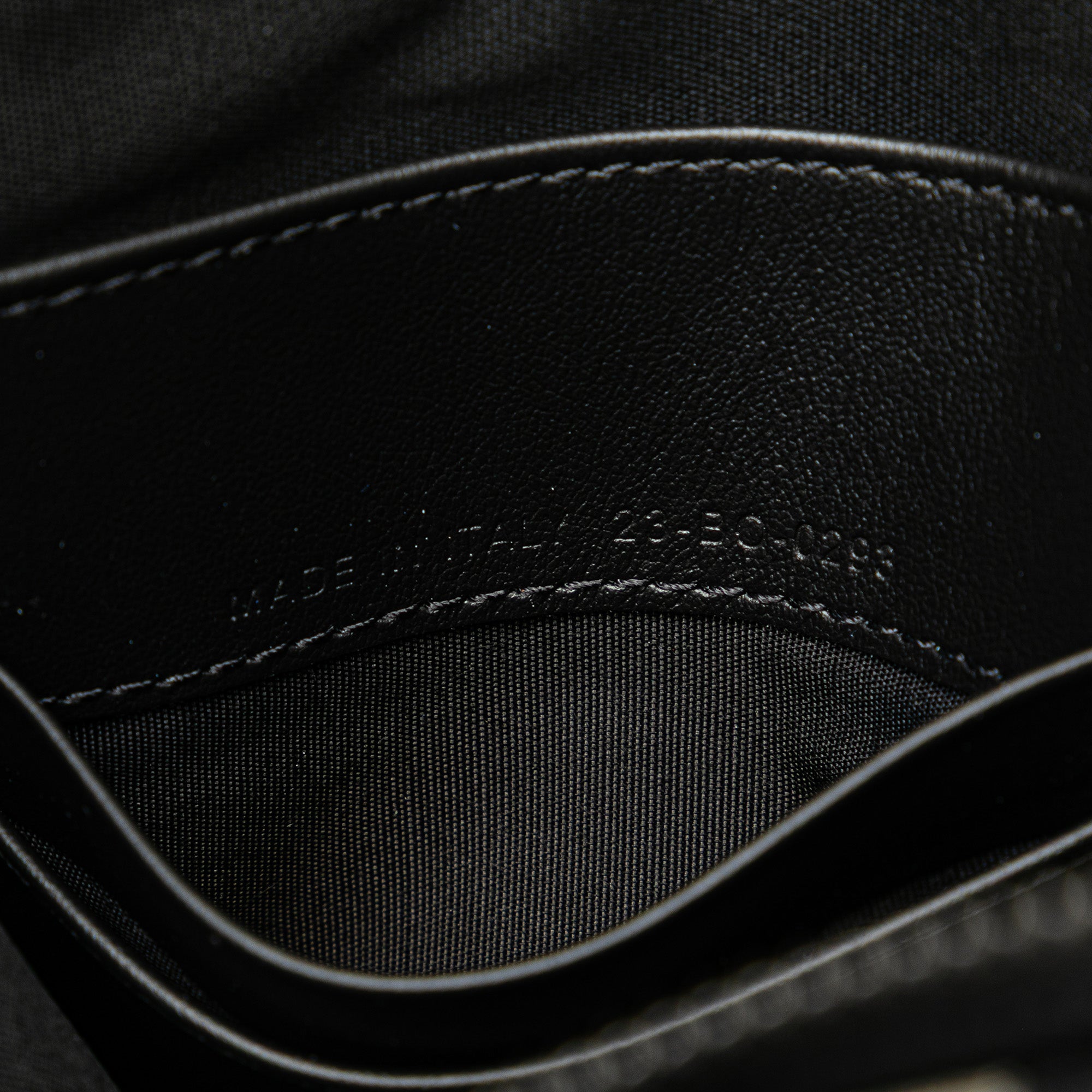 Oblique A5 Clutch