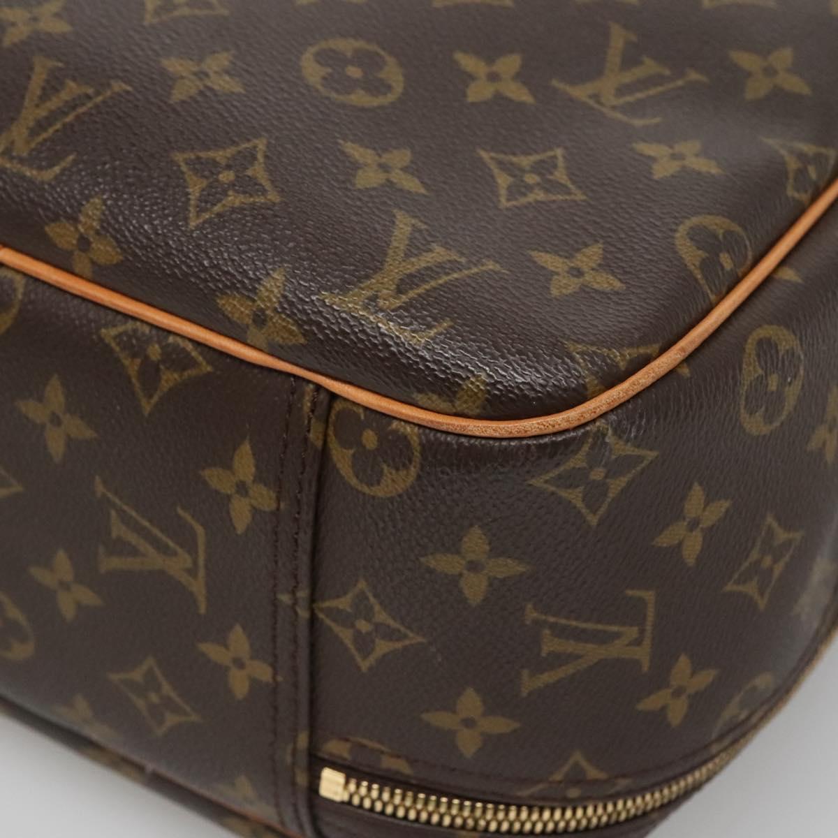 Louis Vuitton Excursion