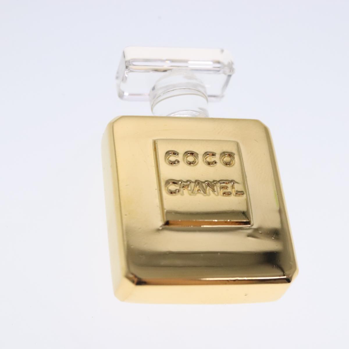 Chanel Coco button