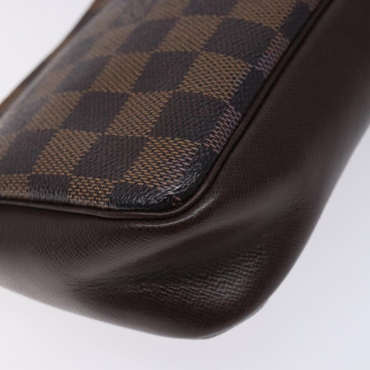 Louis Vuitton Trousse makeup
