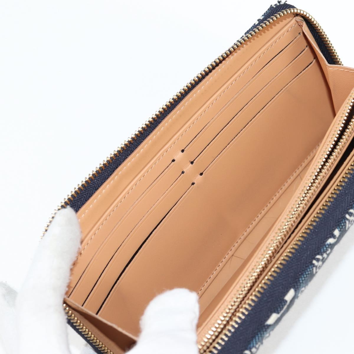Louis Vuitton Zippy wallet