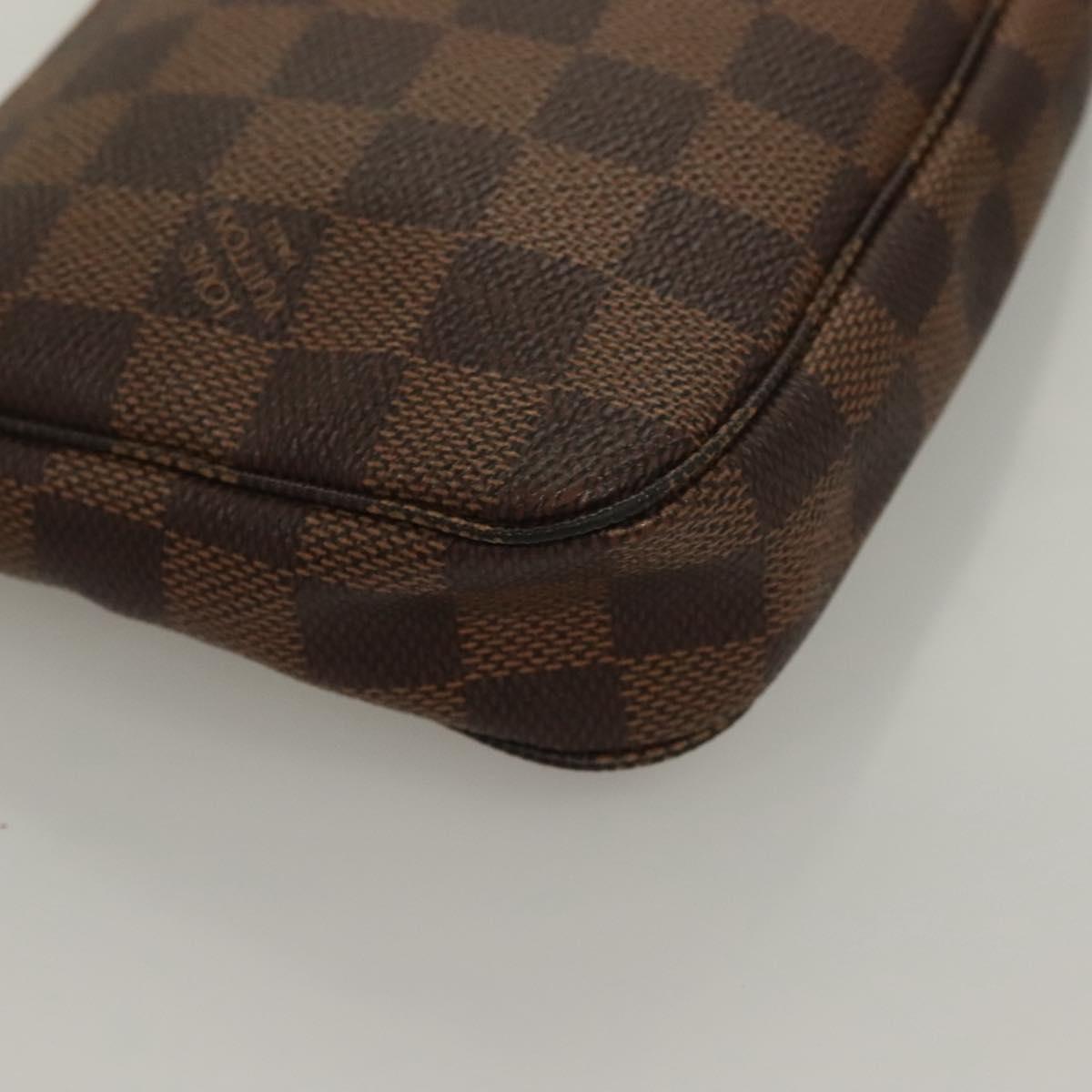 Louis Vuitton Pochette Accessoire