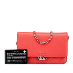 Grained Calfskin CC Box Wallet On Chain