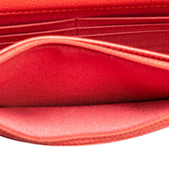 Grained Calfskin CC Box Wallet On Chain