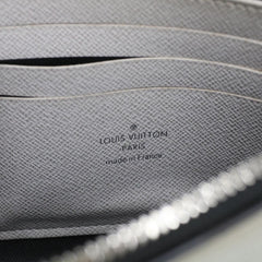 Louis Vuitton Discovery