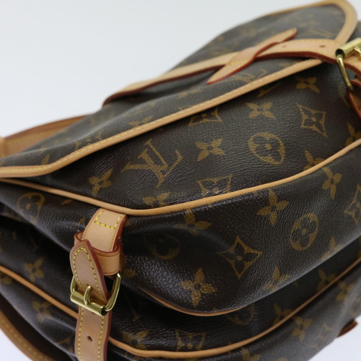 Louis Vuitton Saumur