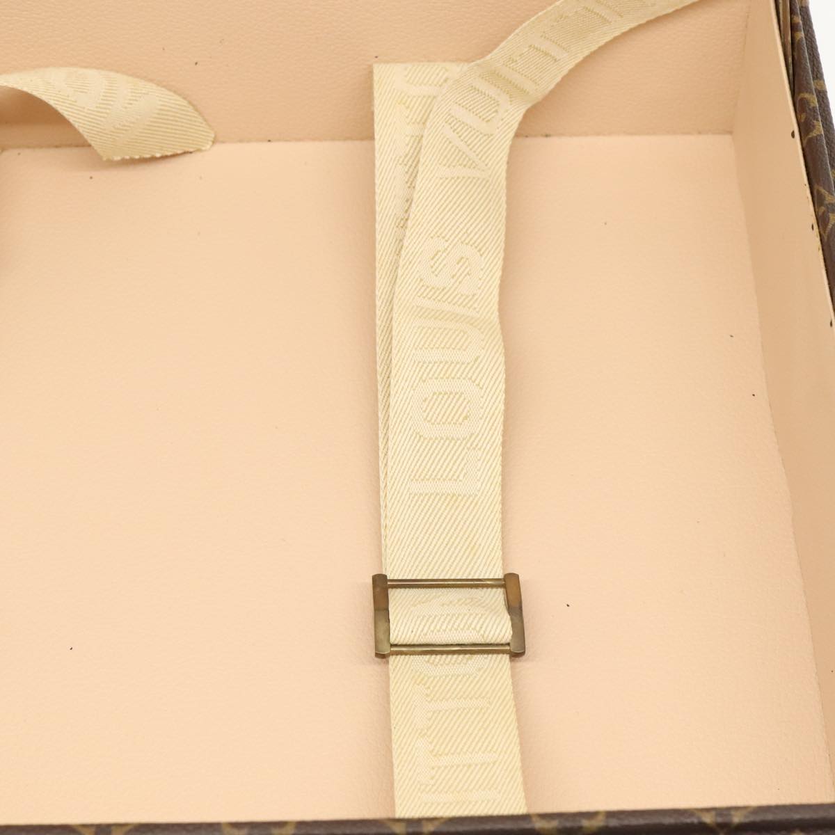 Louis Vuitton COTTEVILLE