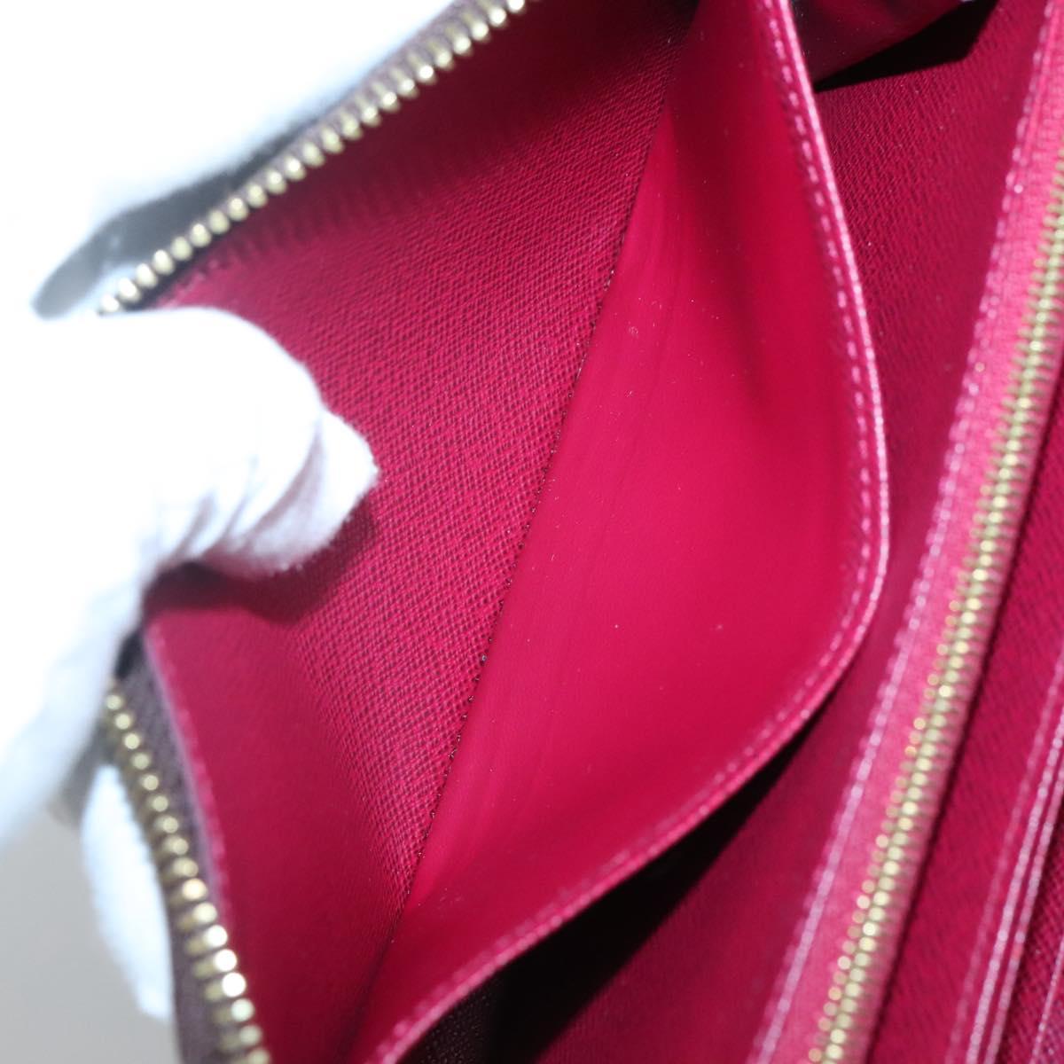 Louis Vuitton Zippy