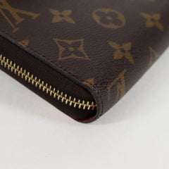 Louis Vuitton Zippy wallet