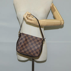 Louis Vuitton Trousse makeup