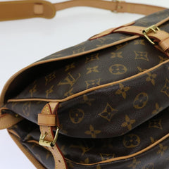 Louis Vuitton Saumur