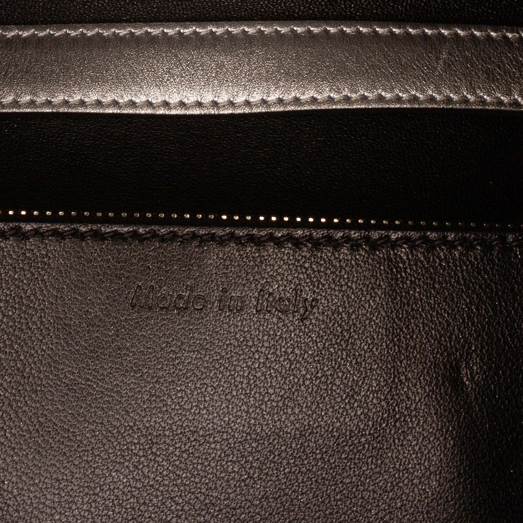 Medium Calfskin Classic Box