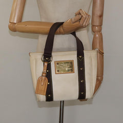 Louis Vuitton Antigua