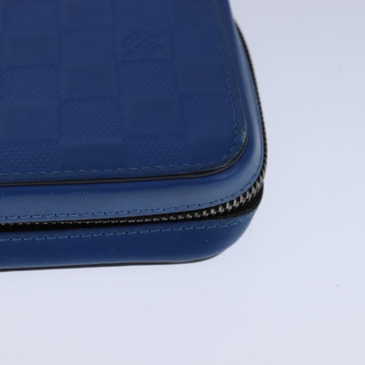 Louis Vuitton Atholl