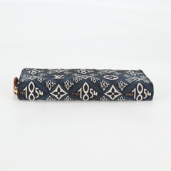 Louis Vuitton Zippy wallet