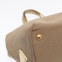 Prada Canapa