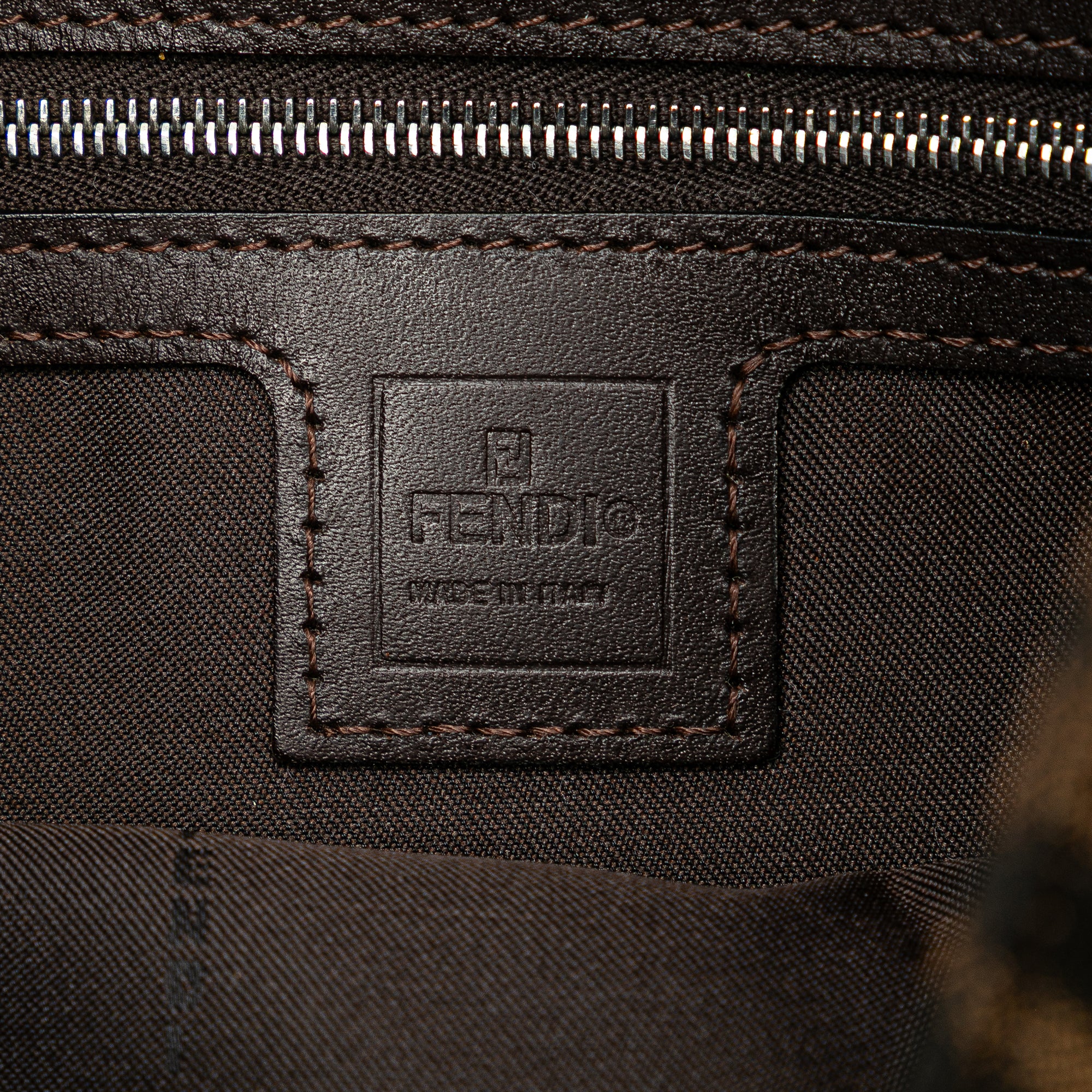 Zucca Canvas Shoulder Bag