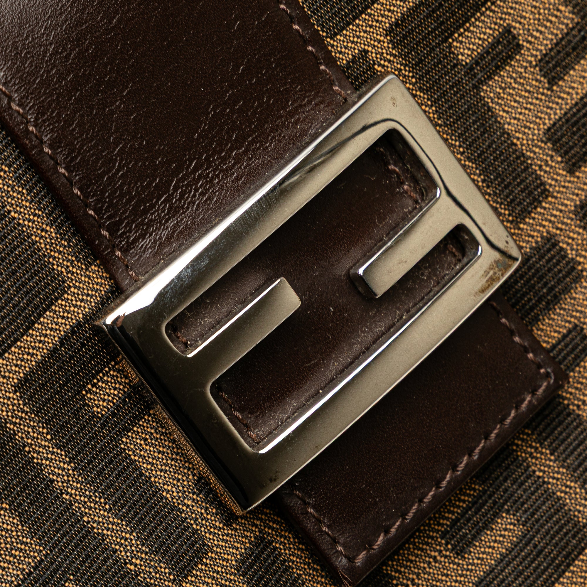 Zucca Canvas Shoulder Bag