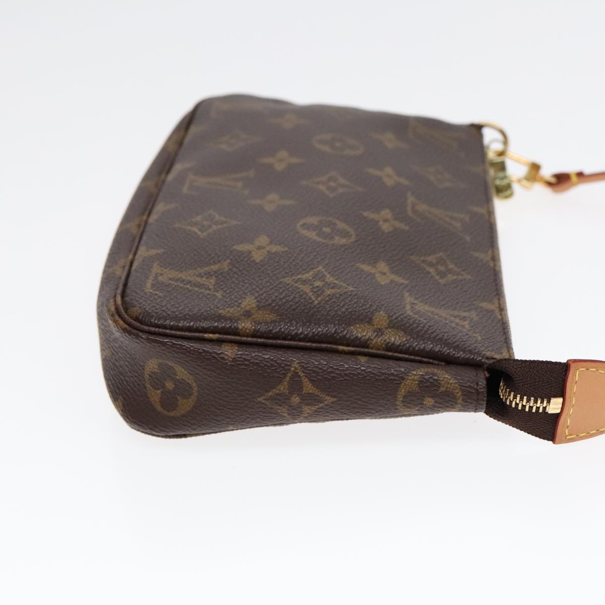 Louis Vuitton Pochette Accessoire