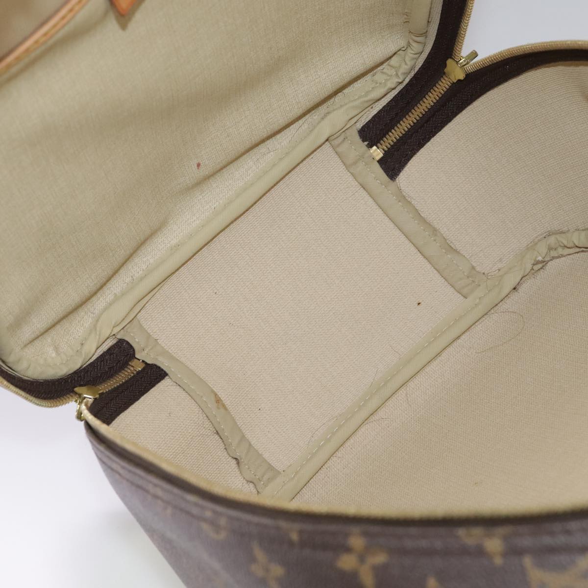 Louis Vuitton Excursion